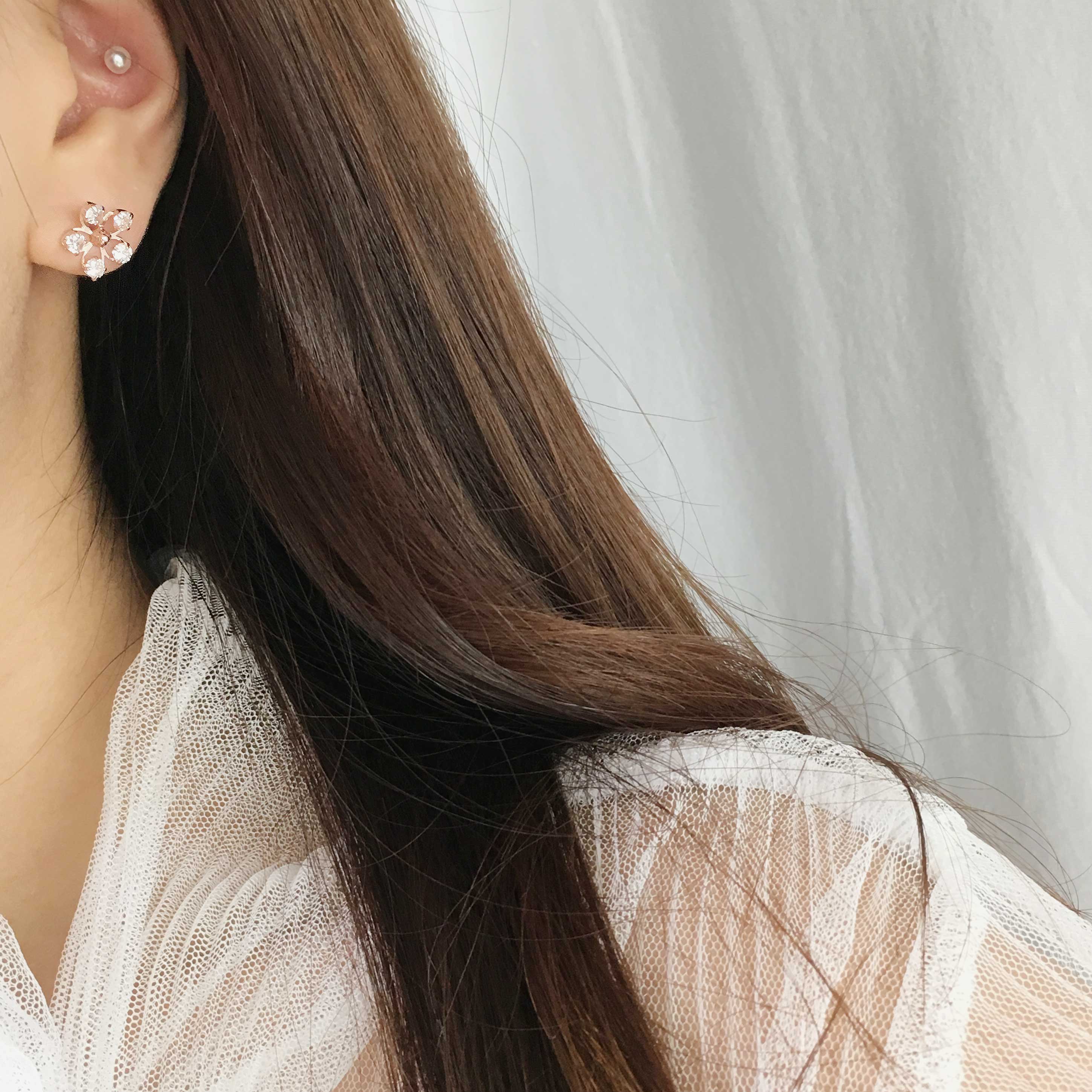 <b><p>daily flower Cubic Drop earring 14 pieces</p></b><b><p>デイリー フラワー キュービック ドロップ イヤリング 14ピース シンプルな セット</p></b><br /><br /><p align='center'>