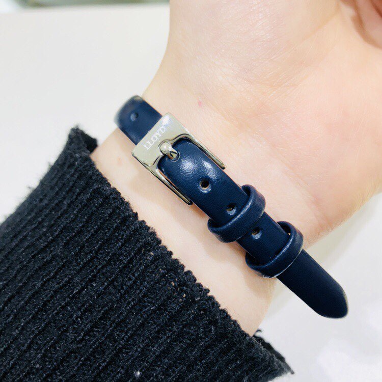 <b><p>Lloyd basic Simple round ather cck LL2G18302IGI</p></b><b><p>ロイド ベーシック シンプルラウンド レザー 時計 LL2G18302IGI ISL</p></b><br /><br /><p align='center'>