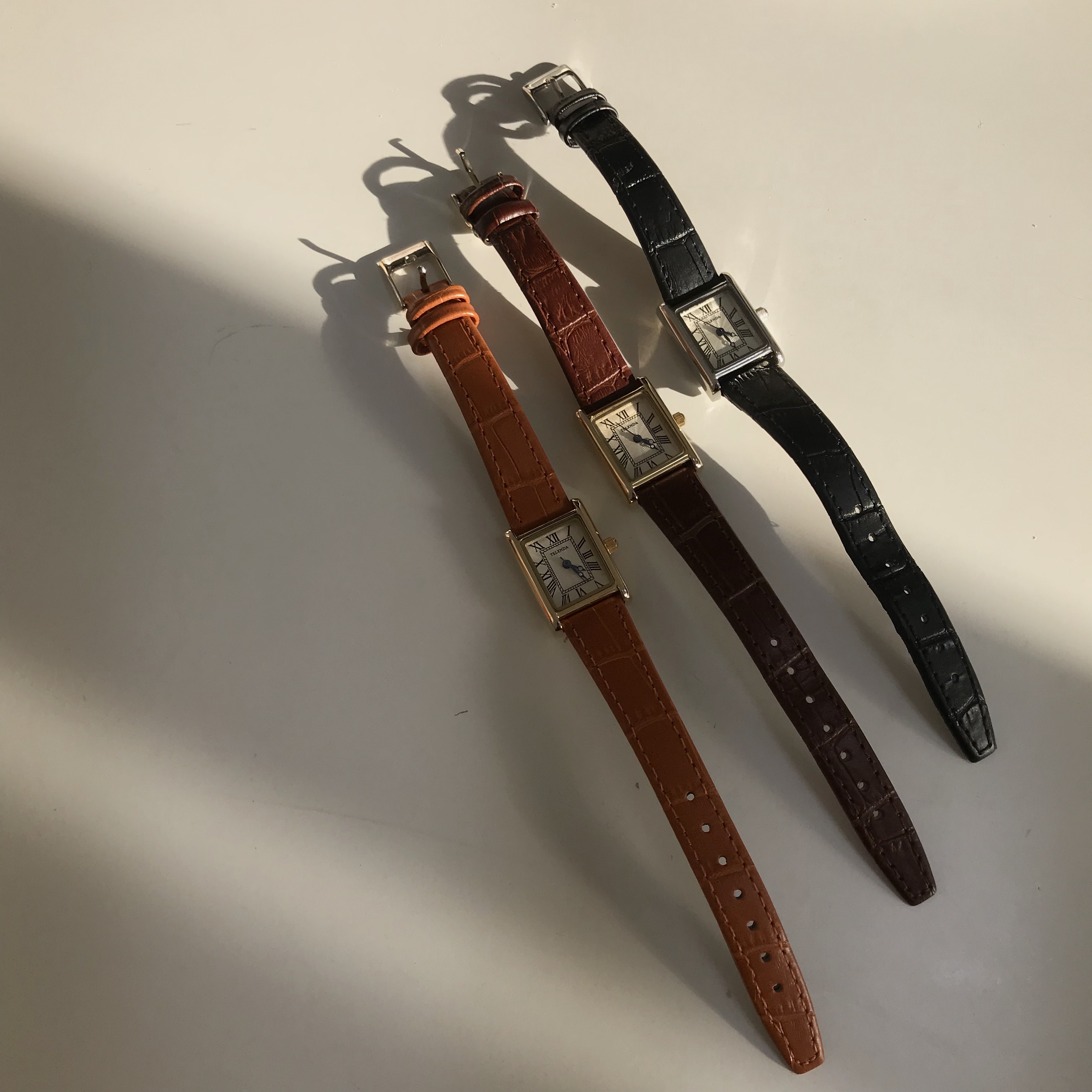 <b><p>normal square clock Casu won Women in their</p></b><b><p>ノーマル 正方形 時計 カジュアルな女の子 30代の女性 ゴクォル アンティーククラシック</p></b><br /><br /><p align='center'>