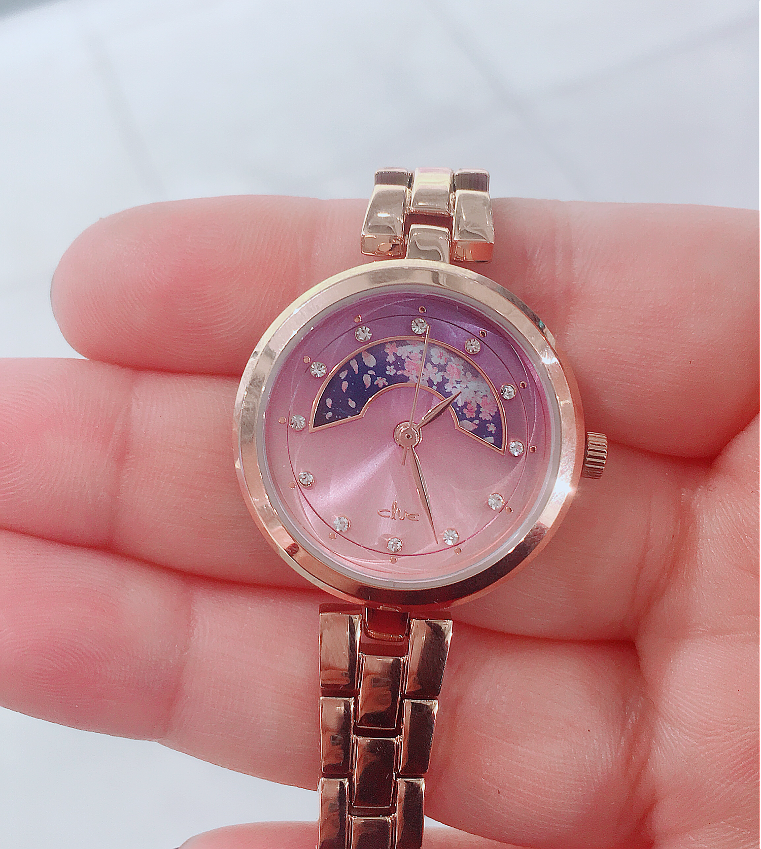 <b><p>Clu Blossom Moon Phase cck CL2G18302</p></b><b><p>クルー ブラーサム ムーンフェイズ 時計 CL2G18302</p></b><br /><br /><p align='center'>