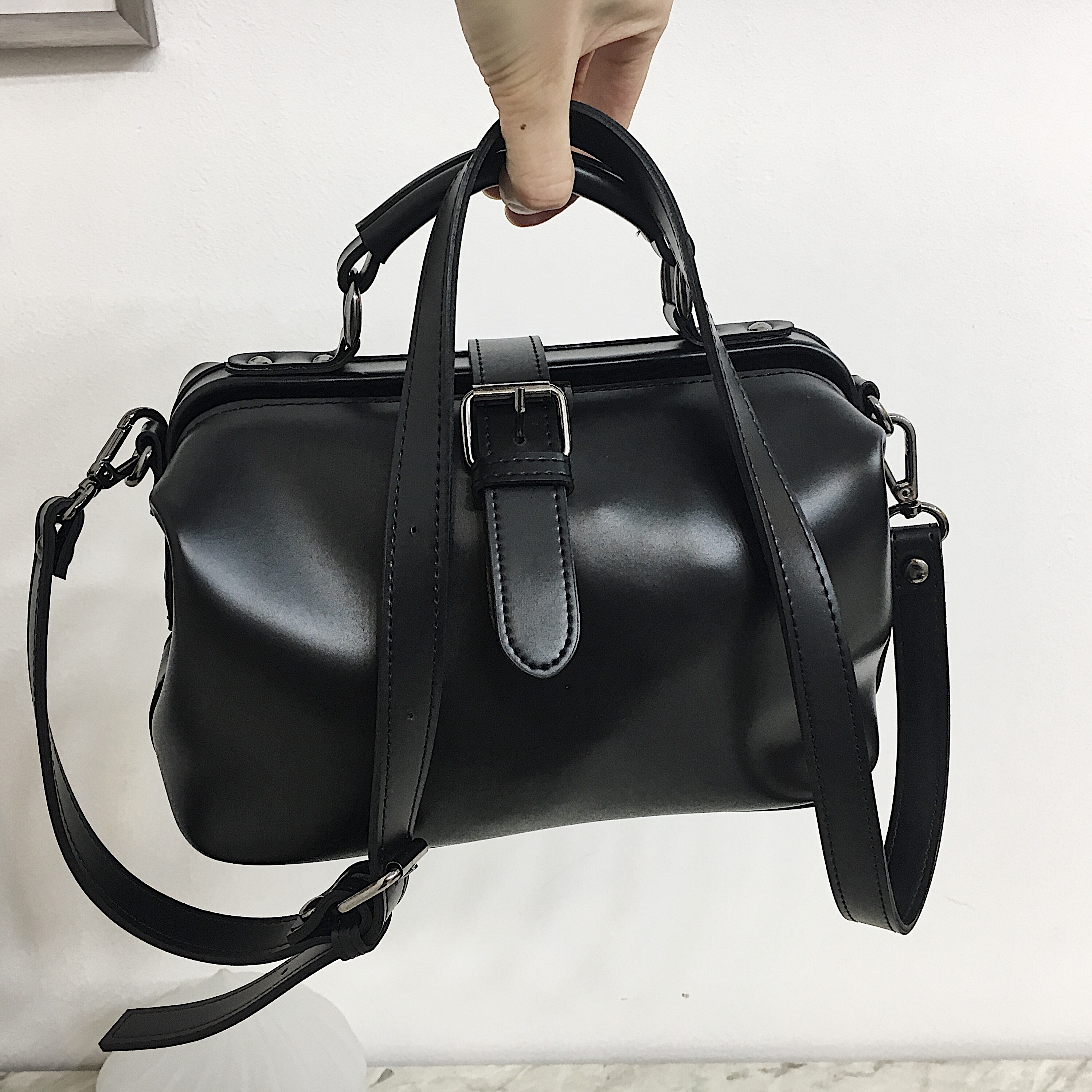 <b><p>moss vintage bton white no claic women stylish</p></b><b><p>mossヴィンテージボストンバッグモノクラシック女性スタイリッシュに見えるモダンユニークカジュアルバ</p></b><br /><br /><p align='center'>