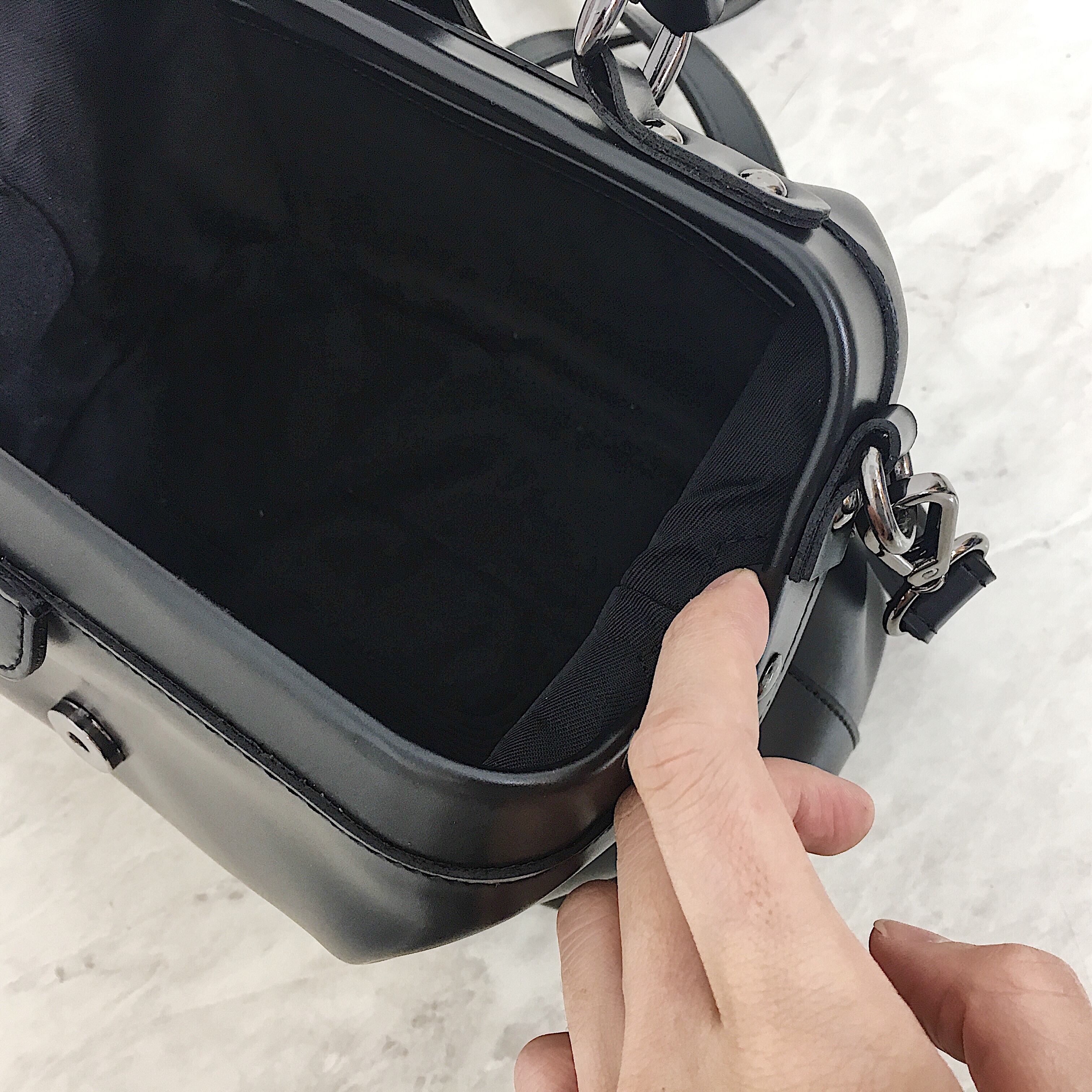 <b><p>moss vintage bton white no claic women stylish</p></b><b><p>mossヴィンテージボストンバッグモノクラシック女性スタイリッシュに見えるモダンユニークカジュアルバ</p></b><br /><br /><p align='center'>