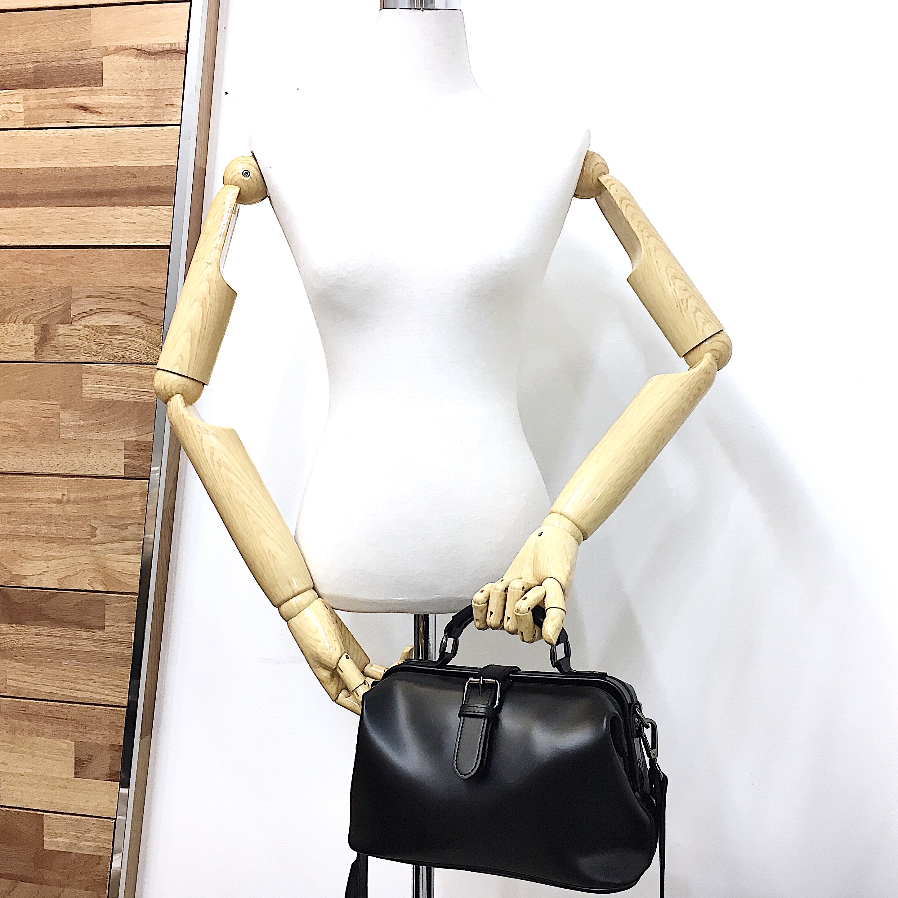 <b><p>moss vintage bton white no claic women stylish</p></b><b><p>mossヴィンテージボストンバッグモノクラシック女性スタイリッシュに見えるモダンユニークカジュアルバ</p></b><br /><br /><p align='center'>