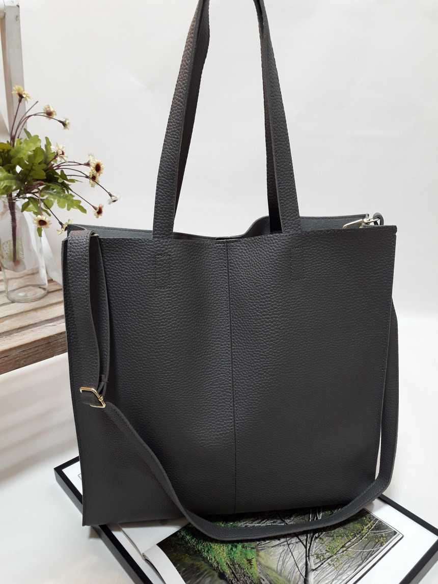 <b><p>Opel Plain Square Crossed Shoulder Bag Light</p></b><b><p>O '無知正方形デイリークロスショルダーバッグ軽量バッグシンプルなショーポベクレディースカジュ</p></b><br /><br /><p align='center'>