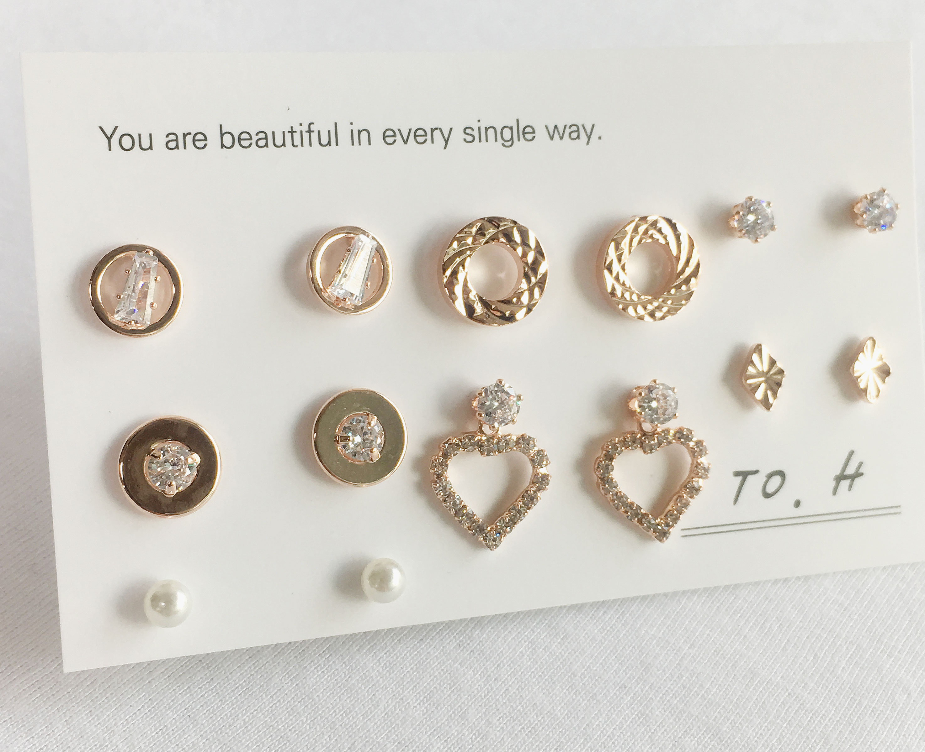 <b><p>daily flower Cubic Drop earring 14 pieces</p></b><b><p>デイリー フラワー キュービック ドロップ イヤリング 14ピース シンプルな セット</p></b><br /><br /><p align='center'>