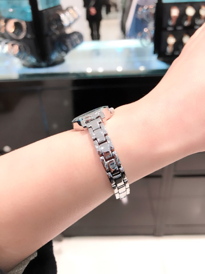 <b><p>OST Natural Modern Women's Met Wch OTW118312TPP</p></b><b><p>OST ナチュラルモダン女性メタル時計 OTW118312TPP 0SS 会社員のコーディネート</p></b><br /><br /><p align='center'>