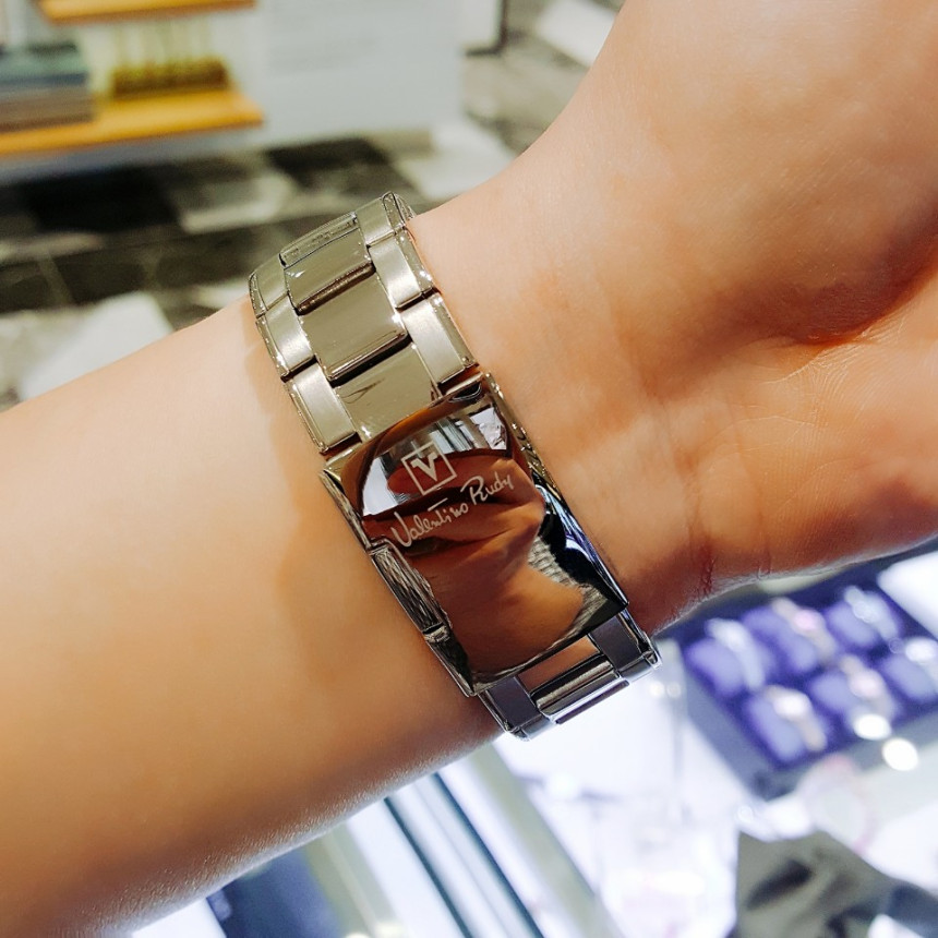 <b><p>Valentino Rudy clock VR035 BK WT Colge st</p></b><b><p>バレンチノルディ 時計 VR035 BK WT 大学生ファッション 豪華な 格式ある</p></b><br /><br /><p align='center'>