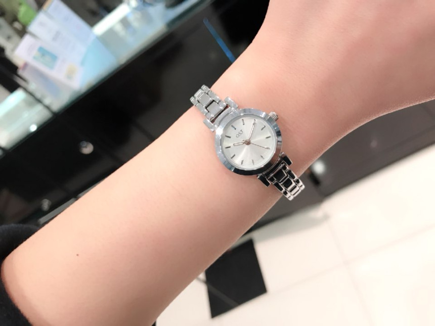 <b><p>OST Natural Modern Women's Met Wch OTW118312TPP</p></b><b><p>OST ナチュラルモダン女性メタル時計 OTW118312TPP 0SS 会社員のコーディネート</p></b><br /><br /><p align='center'>