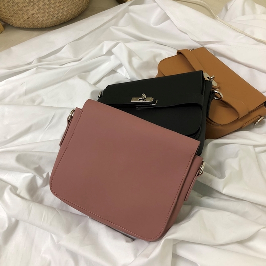 <b><p>Merit Bag 3color Fmulation Market 20s Women</p></b><b><p>メリットバック3color製剤マーケット20代の女性四季カジュアルスーツバッグデイリーコーディネート</p></b><br /><br /><p align='center'>