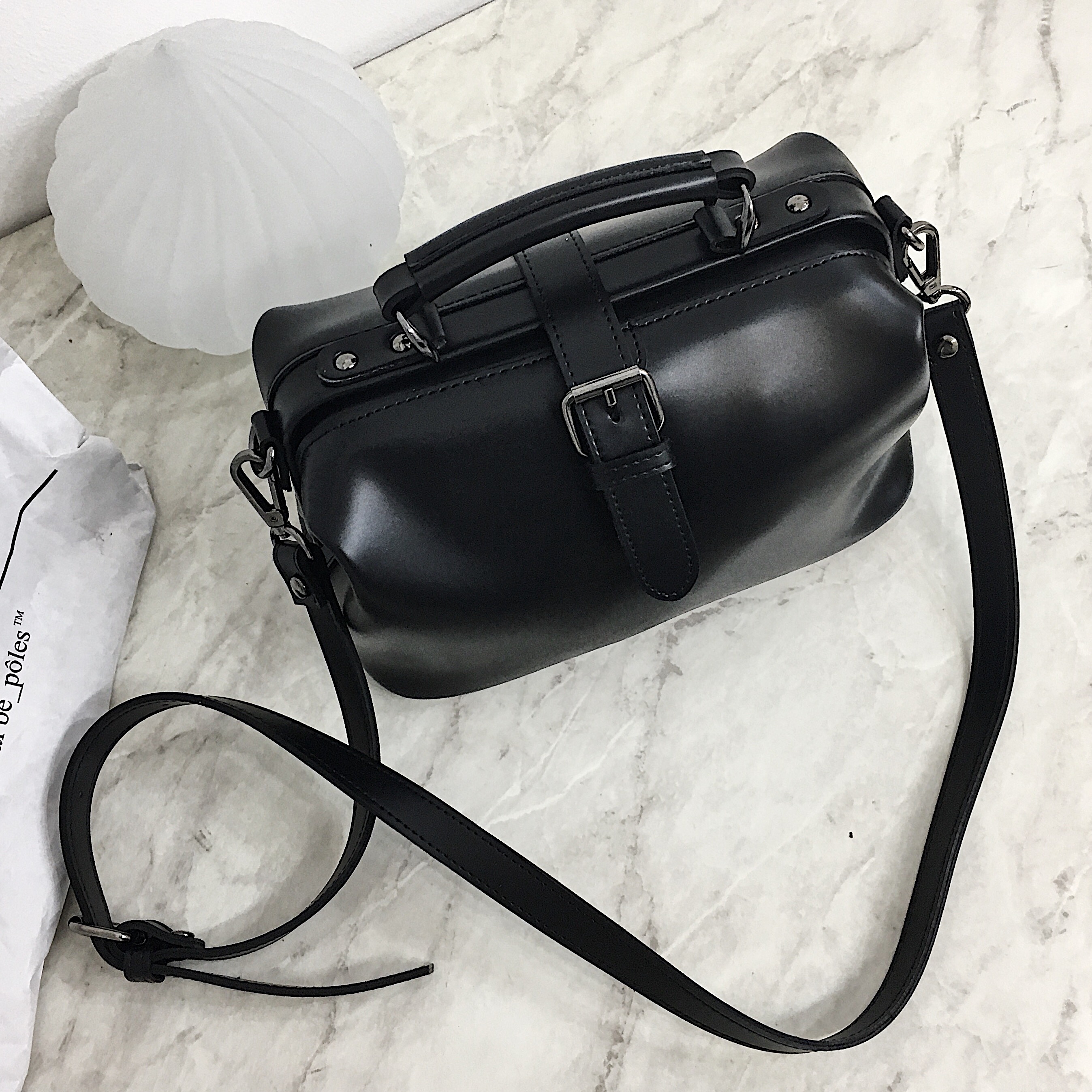 <b><p>moss vintage bton white no claic women stylish</p></b><b><p>mossヴィンテージボストンバッグモノクラシック女性スタイリッシュに見えるモダンユニークカジュアルバ</p></b><br /><br /><p align='center'>