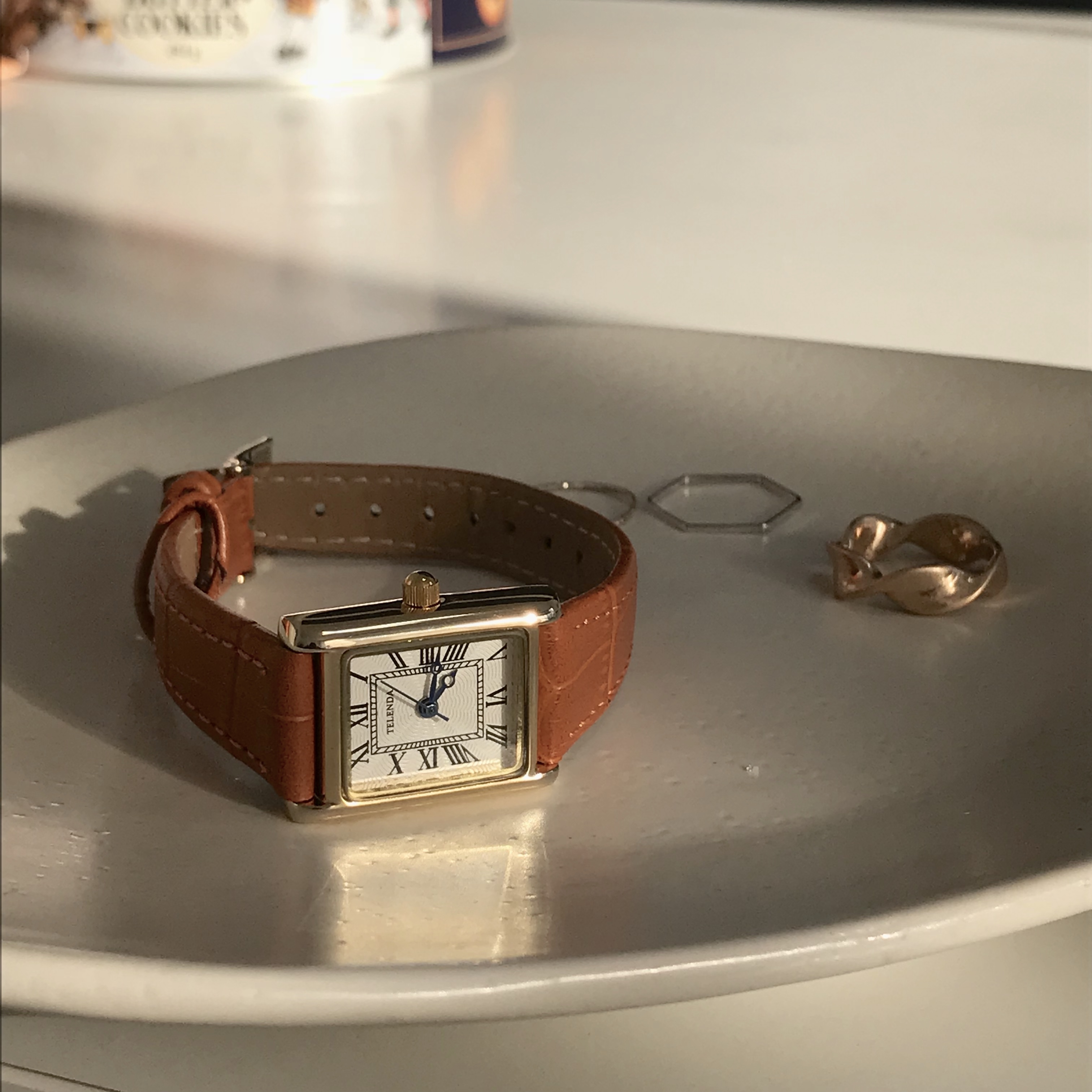 <b><p>normal square clock Casu won Women in their</p></b><b><p>ノーマル 正方形 時計 カジュアルな女の子 30代の女性 ゴクォル アンティーククラシック</p></b><br /><br /><p align='center'>