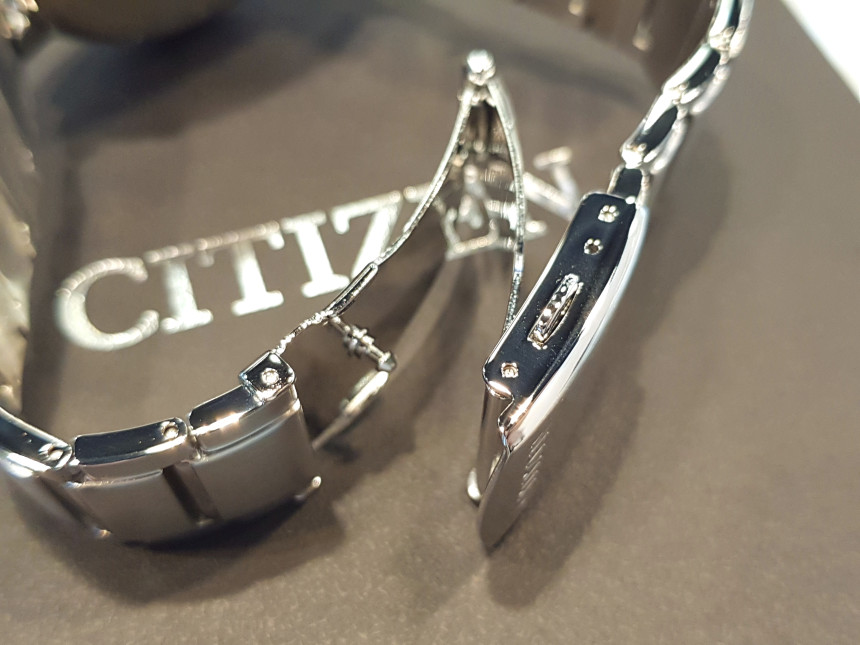 <b><p>Citizen Gallery Athc M's Watch AT2400-81A</p></b><b><p>シチズン ギャラリーオクロック男性腕時計 AT2400-81A カジュアルな 有ニな感じ</p></b><br /><br /><p align='center'>