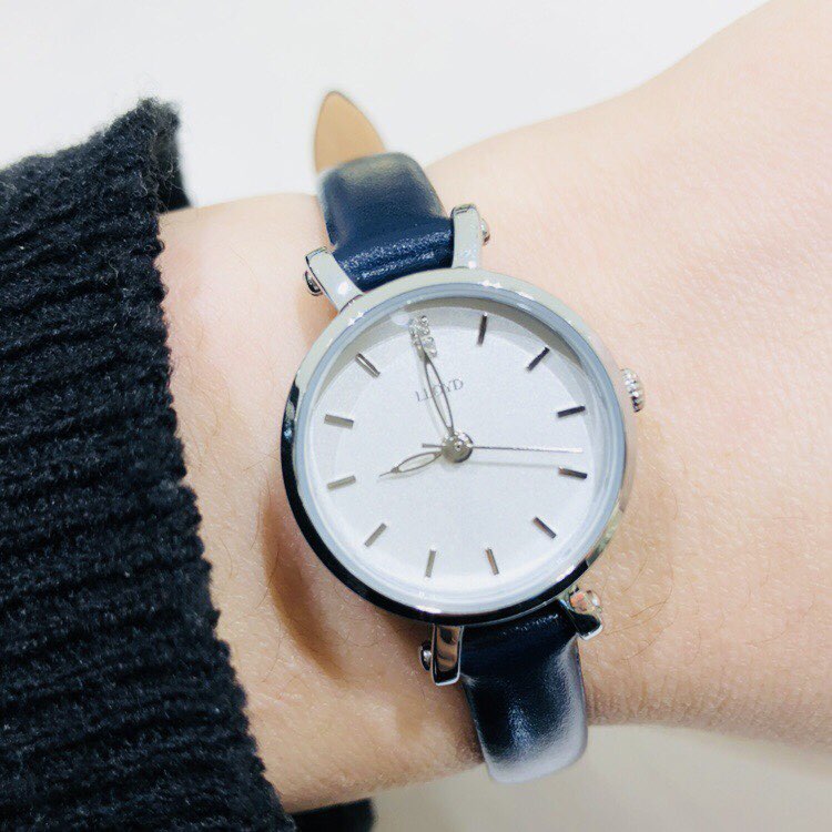 <b><p>Lloyd basic Simple round ather cck LL2G18302IGI</p></b><b><p>ロイド ベーシック シンプルラウンド レザー 時計 LL2G18302IGI ISL</p></b><br /><br /><p align='center'>