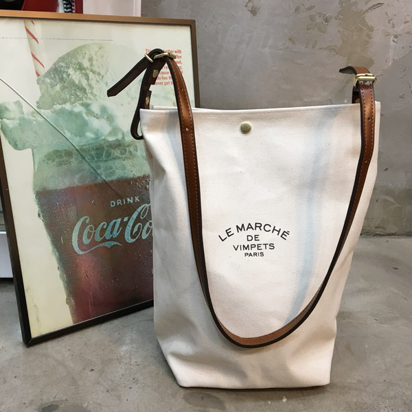 <b><p>Leather strap Eco-back Solid canvas Bl Stysh</p></b><b><p>レザーストラップエコバッグ硬いキャンバス黒洗練された外出ルックコーディネートバッグ快適なカジュアル大</p></b><br /><br /><p align='center'>