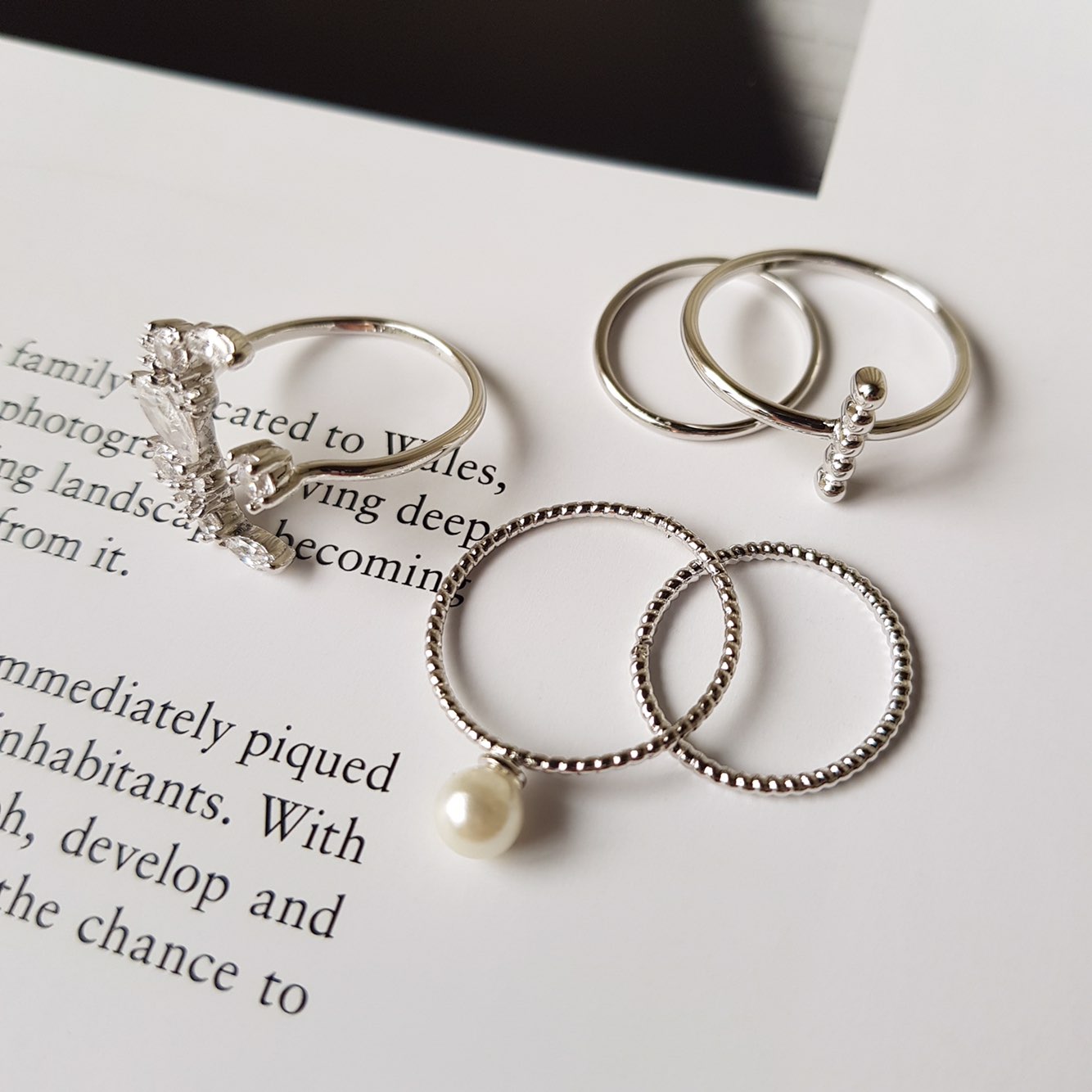 <b><p>Affection Cubic Pearl 5set ring Lovely item</p></b><b><p>ユーズド キュービック 真珠 5セット リング ラブリーアイテム 多様なコーディネートする</p></b><br /><br /><p align='center'>