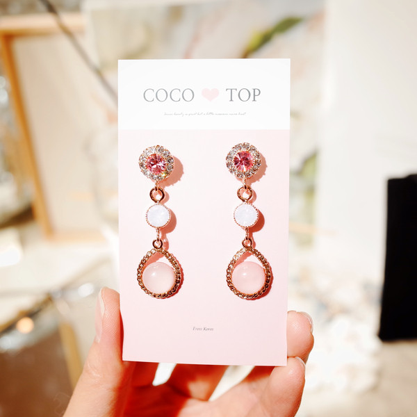 <b><p>Moon dream genus Lg rring</p></b><b><p>月 夢 中 澄ん イヤリング</p></b><br /><br /><p align='center'>