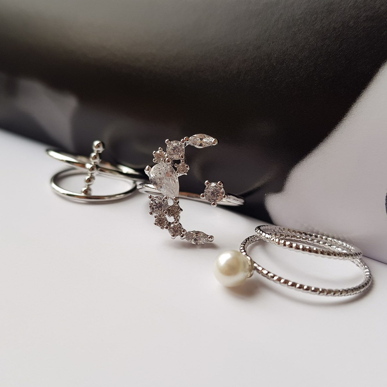 <b><p>Affection Cubic Pearl 5set ring Lovely item</p></b><b><p>ユーズド キュービック 真珠 5セット リング ラブリーアイテム 多様なコーディネートする</p></b><br /><br /><p align='center'>