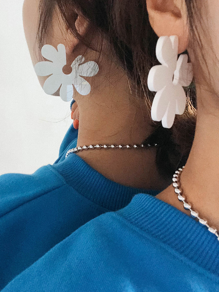 <b><p>isy earing Dres Ea styl Emotional imula casu</p></b><b><p>デイジー イヤリング ワンピースにも似合う 簡単スタイ 女心を刺激 カジュアル 個性満点</p></b><br /><br /><p align='center'>