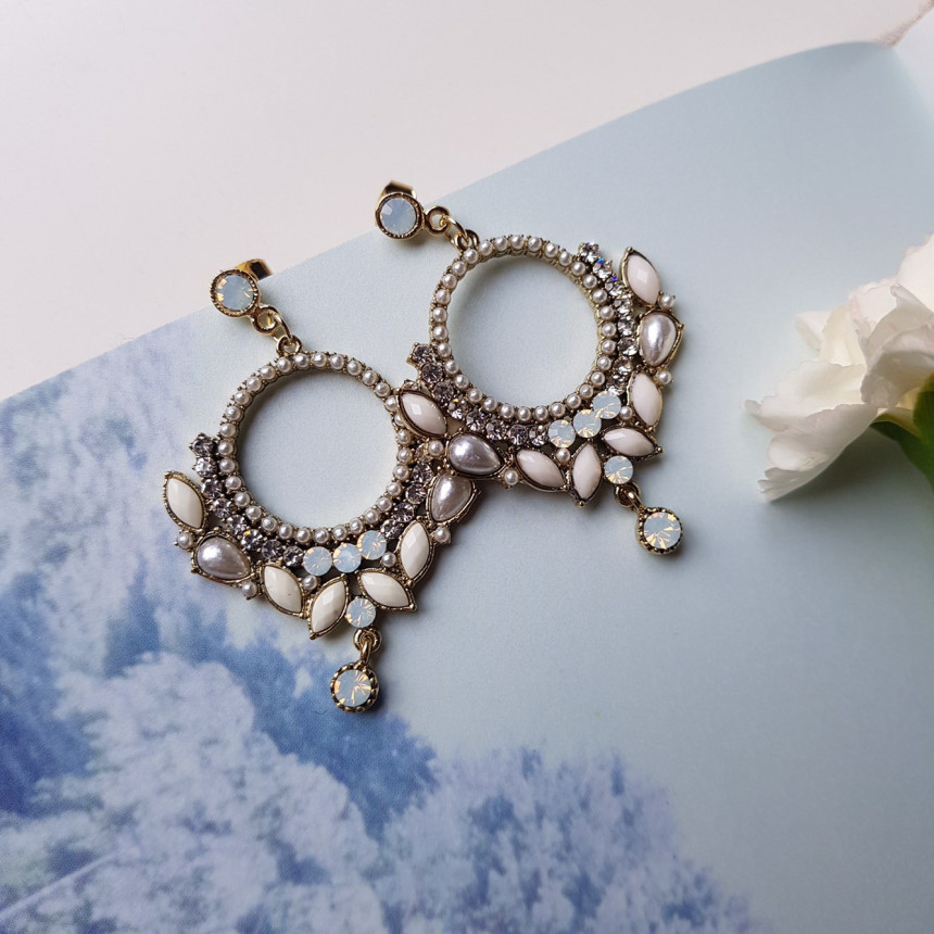 <b><p>Vermatt Cubic chandeli Drop Earrings Feme</p></b><b><p>空マット キュービック シャンデリア ドロップイヤリング フェミニンコーディネート</p></b><br /><br /><p align='center'>