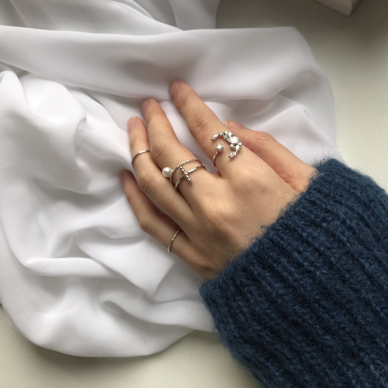 <b><p>Affection Cubic Pearl 5set ring Lovely item</p></b><b><p>ユーズド キュービック 真珠 5セット リング ラブリーアイテム 多様なコーディネートする</p></b><br /><br /><p align='center'>