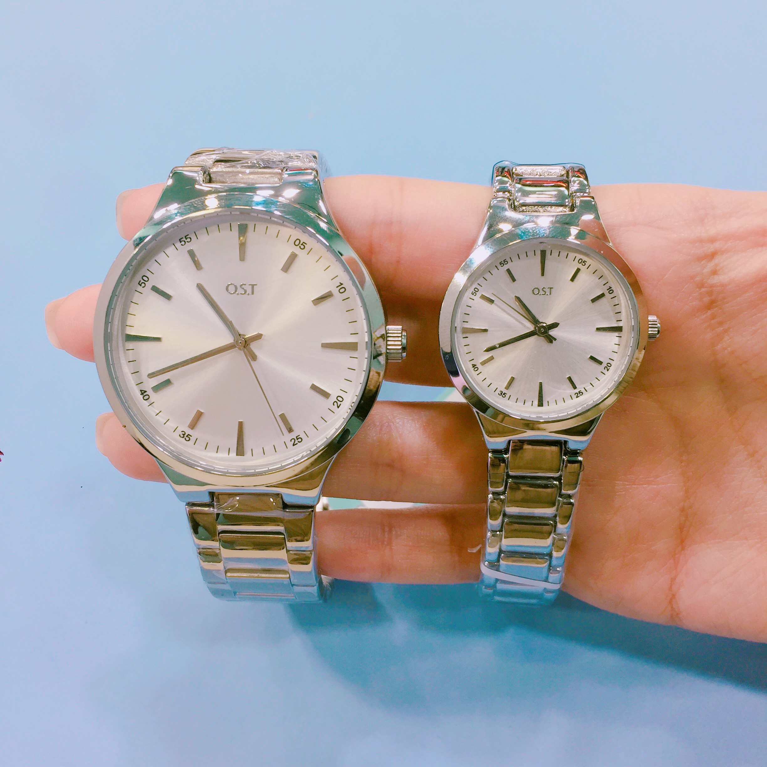 <b><p>OST Basic Couple Silver Metal Watch OTC118302TSS</p></b><b><p>OST ベーシックカップルシルバーメタル時計OTC118302TSS 22</p></b><br /><br /><p align='center'>