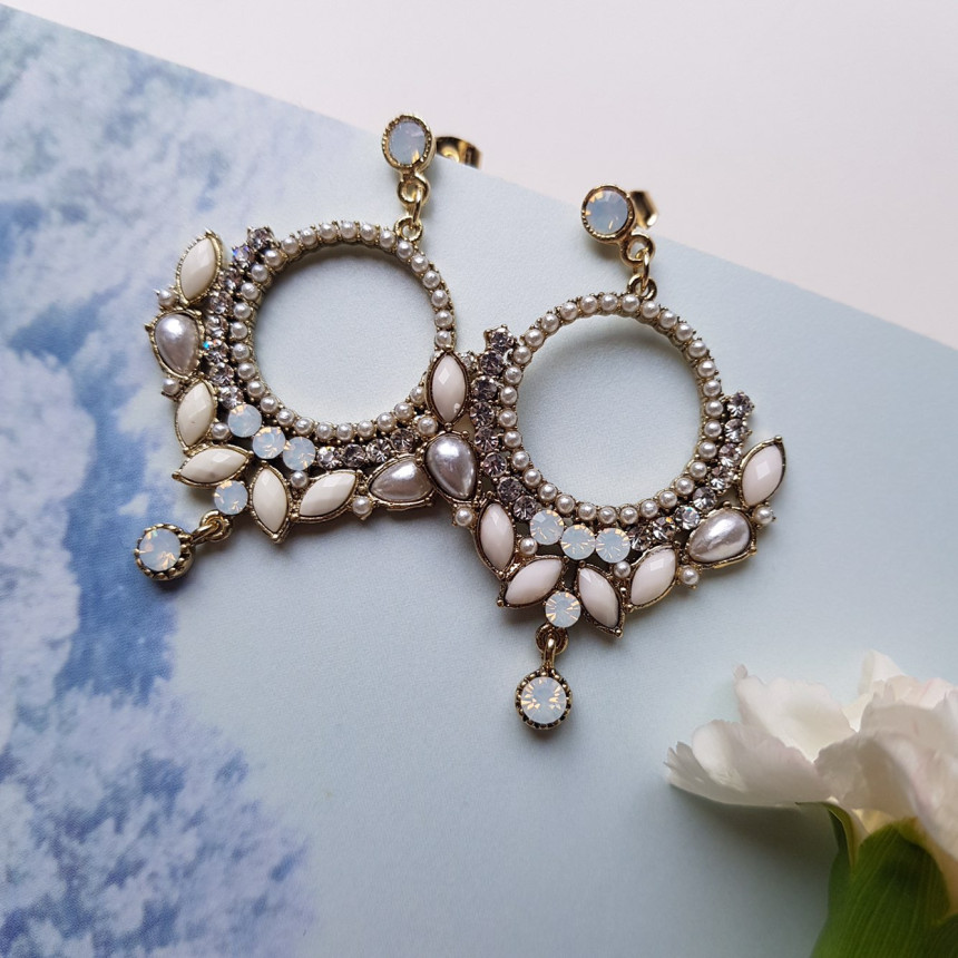 <b><p>Vermatt Cubic chandeli Drop Earrings Feme</p></b><b><p>空マット キュービック シャンデリア ドロップイヤリング フェミニンコーディネート</p></b><br /><br /><p align='center'>