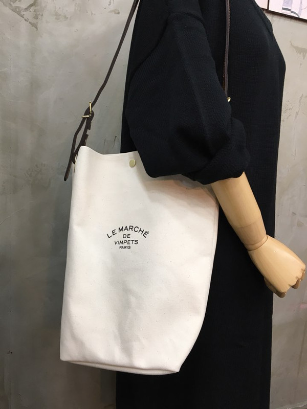 <b><p>Leather strap Eco-back Solid canvas Bl Stysh</p></b><b><p>レザーストラップエコバッグ硬いキャンバス黒洗練された外出ルックコーディネートバッグ快適なカジュアル大</p></b><br /><br /><p align='center'>