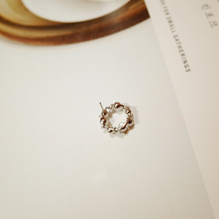 <b><p>Bubble Lee Pearl simp ring</p></b><b><p>バブルリー 真珠 シンプル イヤリング</p></b><br /><br /><p align='center'>