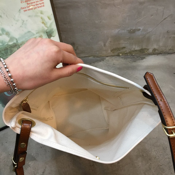 <b><p>Leather strap Eco-back Solid canvas Bl Stysh</p></b><b><p>レザーストラップエコバッグ硬いキャンバス黒洗練された外出ルックコーディネートバッグ快適なカジュアル大</p></b><br /><br /><p align='center'>