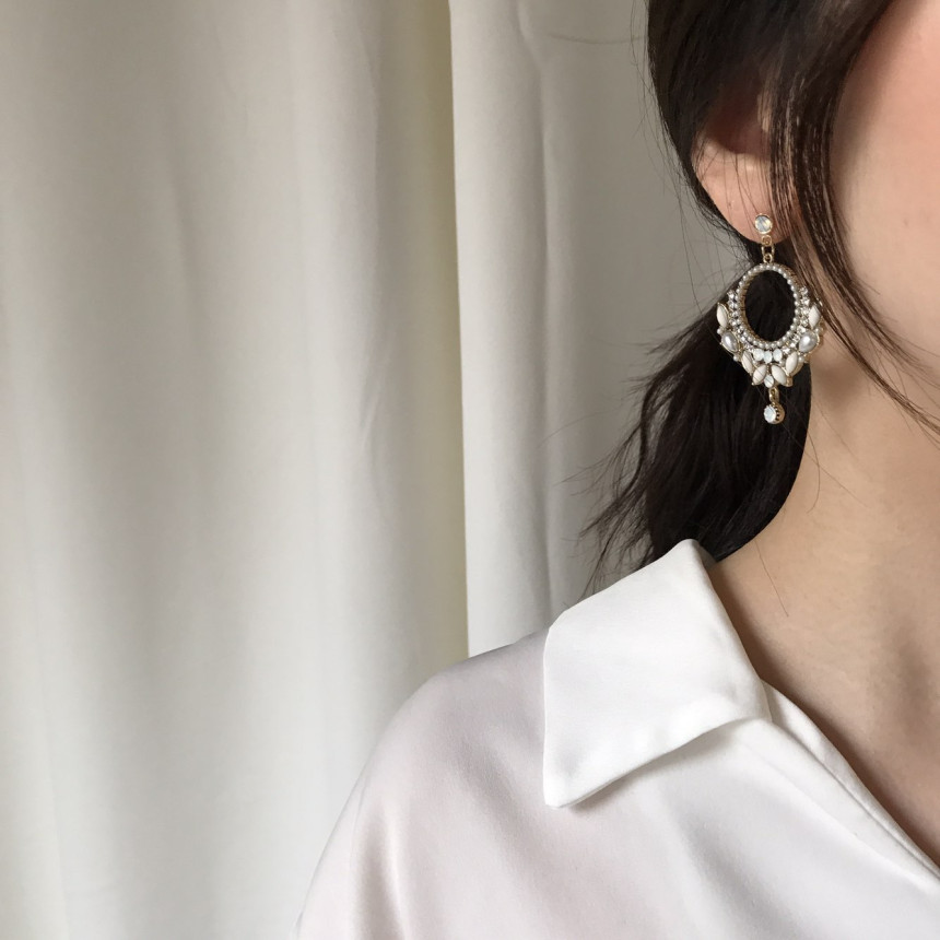 <b><p>Vermatt Cubic chandeli Drop Earrings Feme</p></b><b><p>空マット キュービック シャンデリア ドロップイヤリング フェミニンコーディネート</p></b><br /><br /><p align='center'>