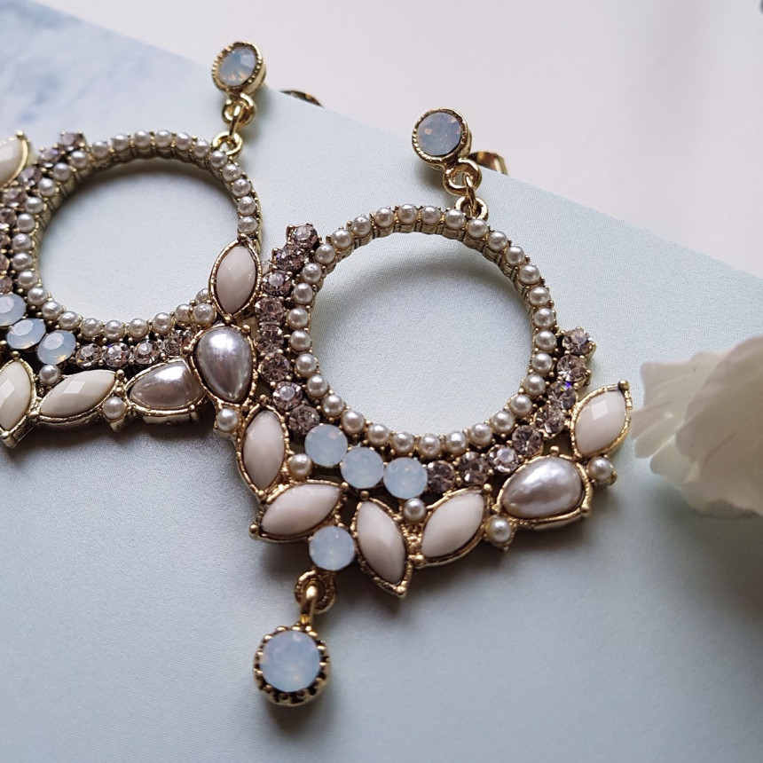 <b><p>Vermatt Cubic chandeli Drop Earrings Feme</p></b><b><p>空マット キュービック シャンデリア ドロップイヤリング フェミニンコーディネート</p></b><br /><br /><p align='center'>