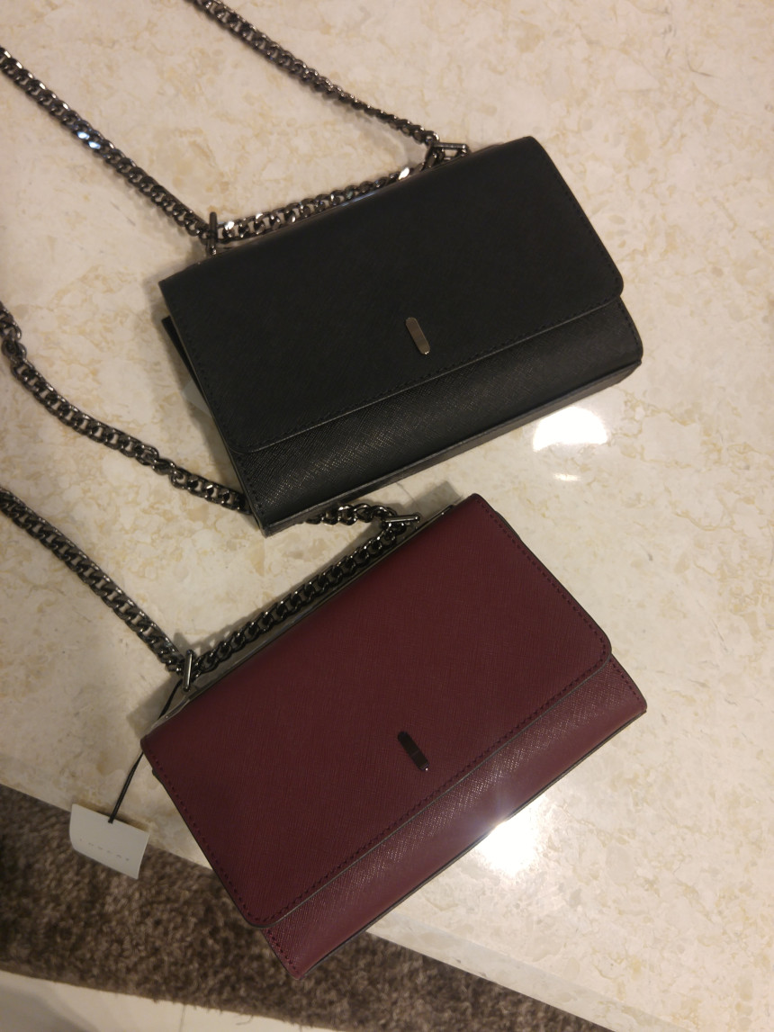 <b><p>Love Cat Grand Bona Mini Shoulder Bag LHFHS114</p></b><b><p>ロブケトグランボネールミニショルダーバッグLHFHS114</p></b><br /><br /><p align='center'>