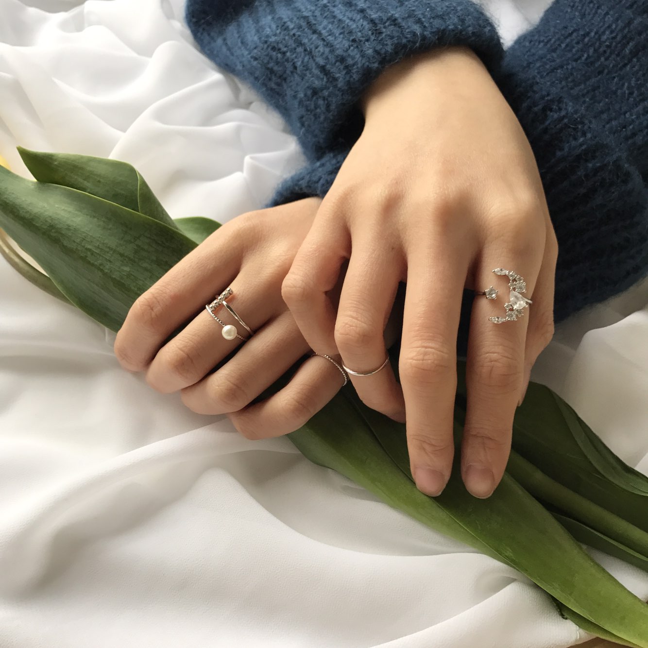 <b><p>Affection Cubic Pearl 5set ring Lovely item</p></b><b><p>ユーズド キュービック 真珠 5セット リング ラブリーアイテム 多様なコーディネートする</p></b><br /><br /><p align='center'>