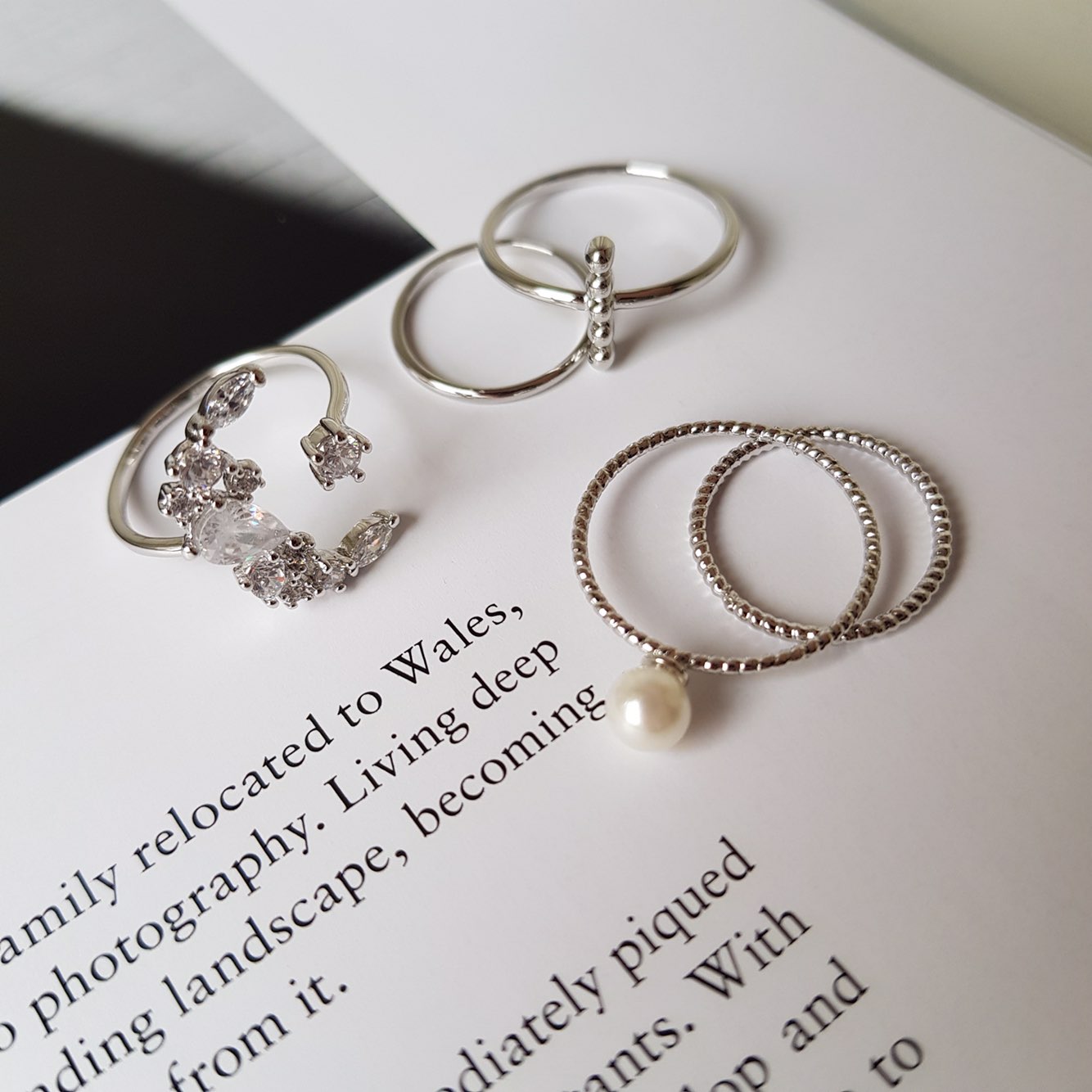 <b><p>Affection Cubic Pearl 5set ring Lovely item</p></b><b><p>ユーズド キュービック 真珠 5セット リング ラブリーアイテム 多様なコーディネートする</p></b><br /><br /><p align='center'>