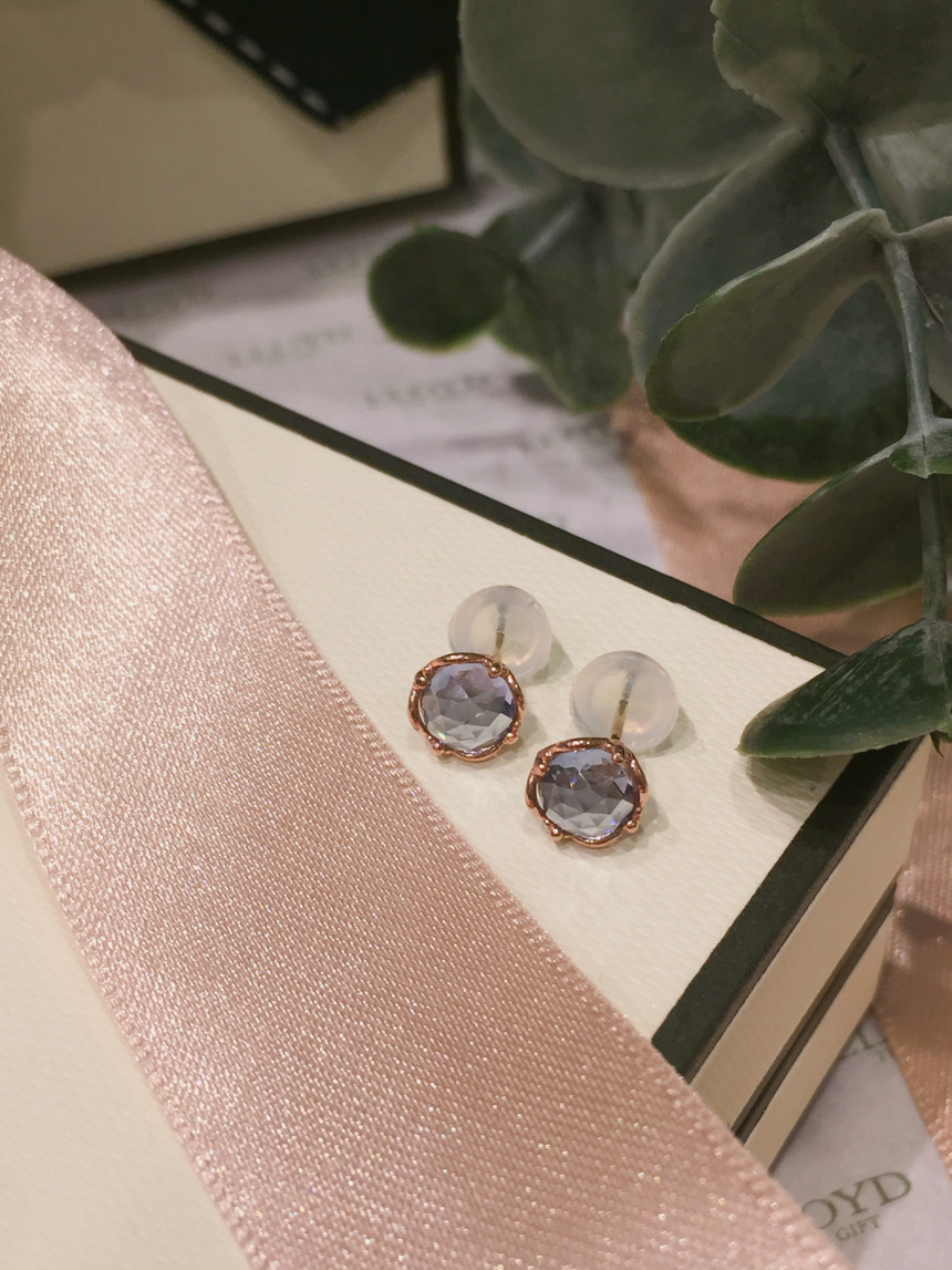 <b><p>Lloyd Rose Cut Birthstone earring LPTH4015</p></b><b><p>ロイド ローズカット 誕生石 イヤリング LPTH4015 20代の女性 車道女</p></b><br /><br /><p align='center'>