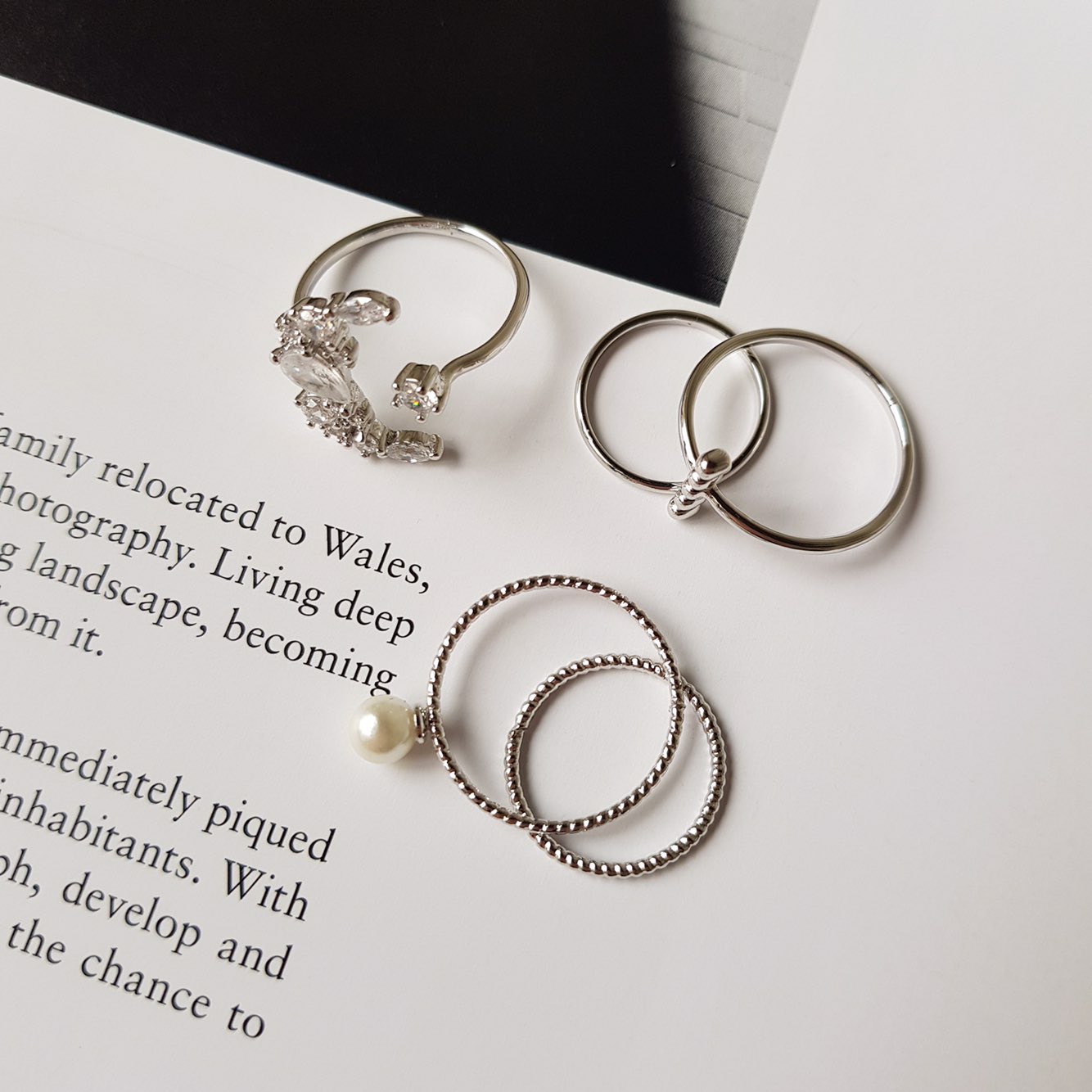 <b><p>Affection Cubic Pearl 5set ring Lovely item</p></b><b><p>ユーズド キュービック 真珠 5セット リング ラブリーアイテム 多様なコーディネートする</p></b><br /><br /><p align='center'>