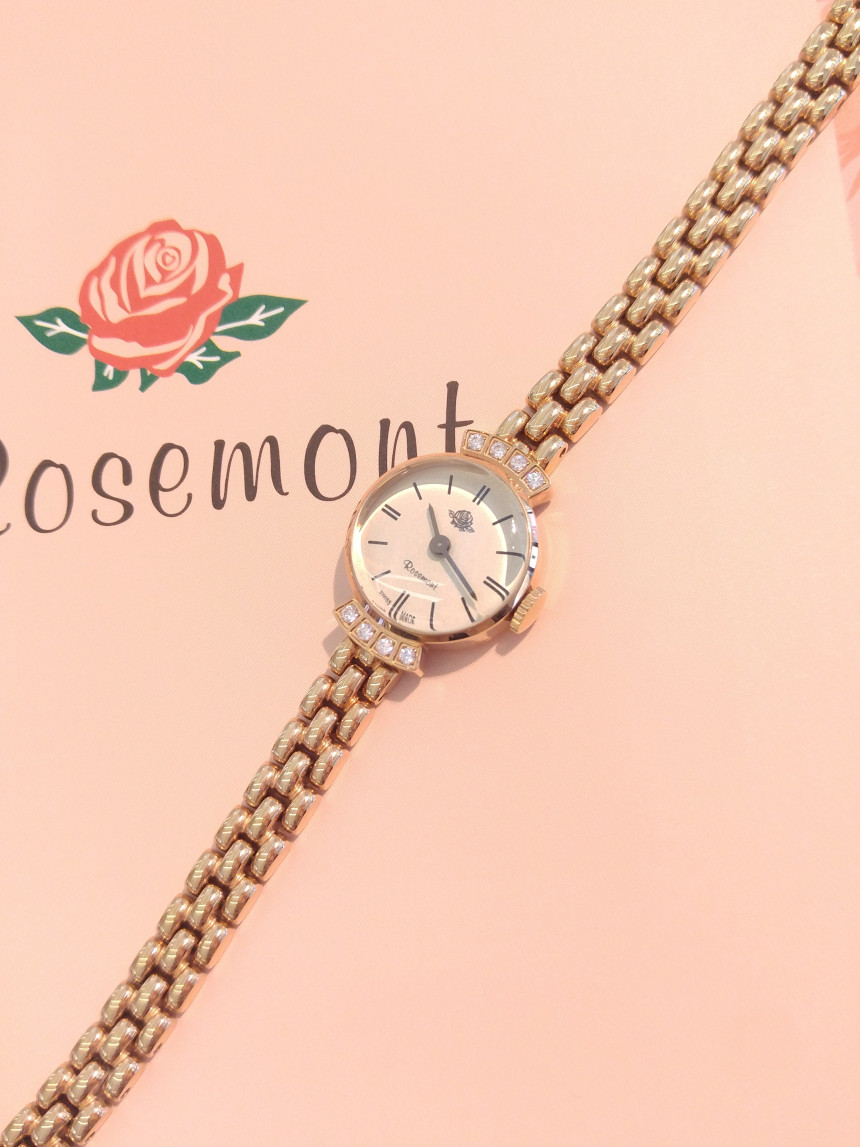 <b><p>Gallery Auck Rhombus feme watch RS#7N-05</p></b><b><p>ギャラリーオクロック ローズモン女性メタル時計 RS＃7N-05 スタイリッシュル</p></b><br /><br /><p align='center'>