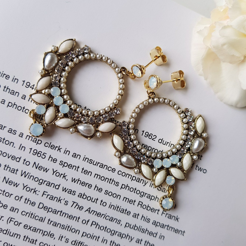 <b><p>Vermatt Cubic chandeli Drop Earrings Feme</p></b><b><p>空マット キュービック シャンデリア ドロップイヤリング フェミニンコーディネート</p></b><br /><br /><p align='center'>