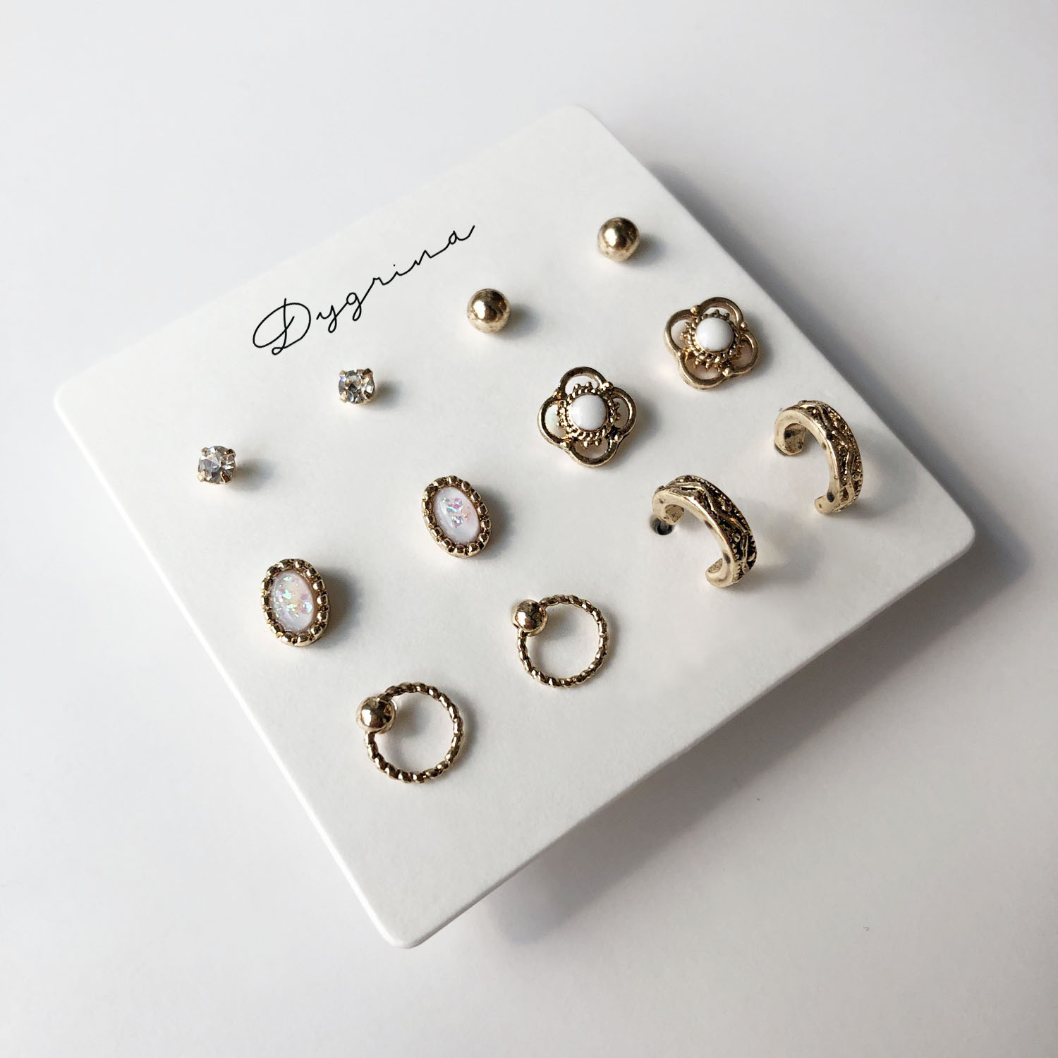 <b><p>vintage Mmi Po 6 species earrg set Purity</p></b><b><p>ヴィンテージ ミニミ ポイント 6種 イヤリング セット 清純な シック こじんまりとした</p></b><br /><br /><p align='center'>