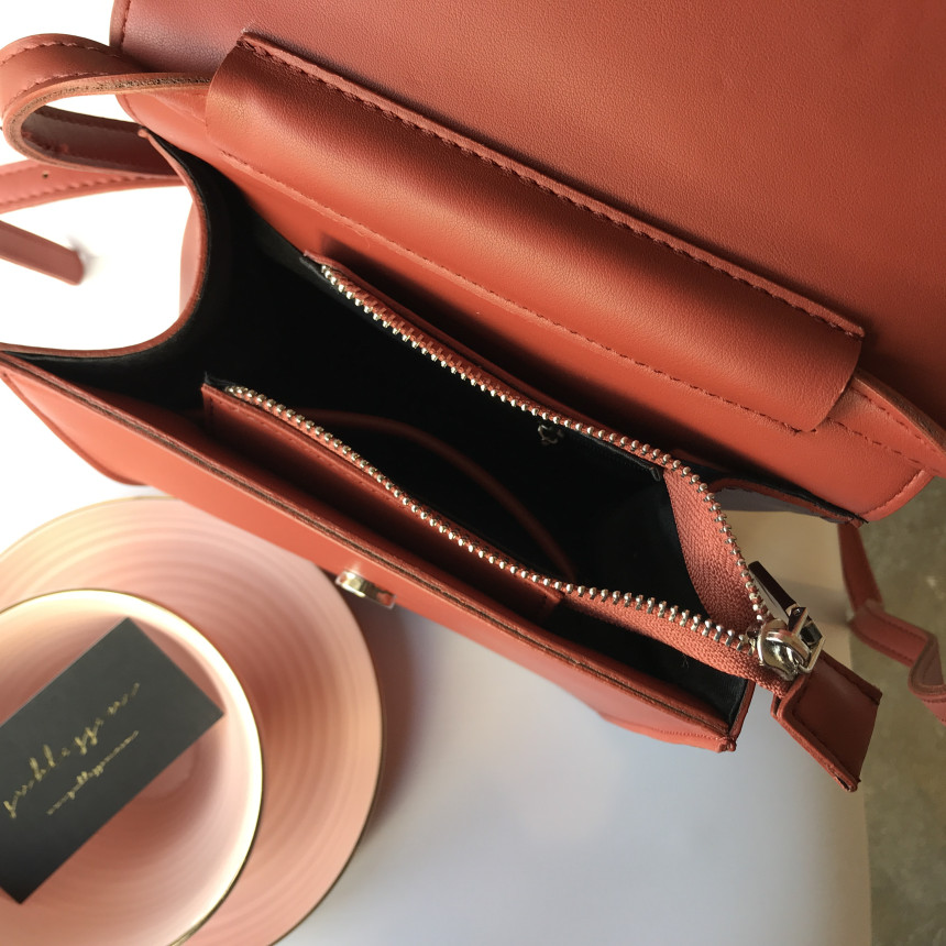 <b><p>Mini Square Shoulder Bag 3COL Daily Box Fashion</p></b><b><p>ミニ正方形スクエアショルダーバッグ3COLデイリーボックスバッグファッション女性四角クロスバック</p></b><br /><br /><p align='center'>