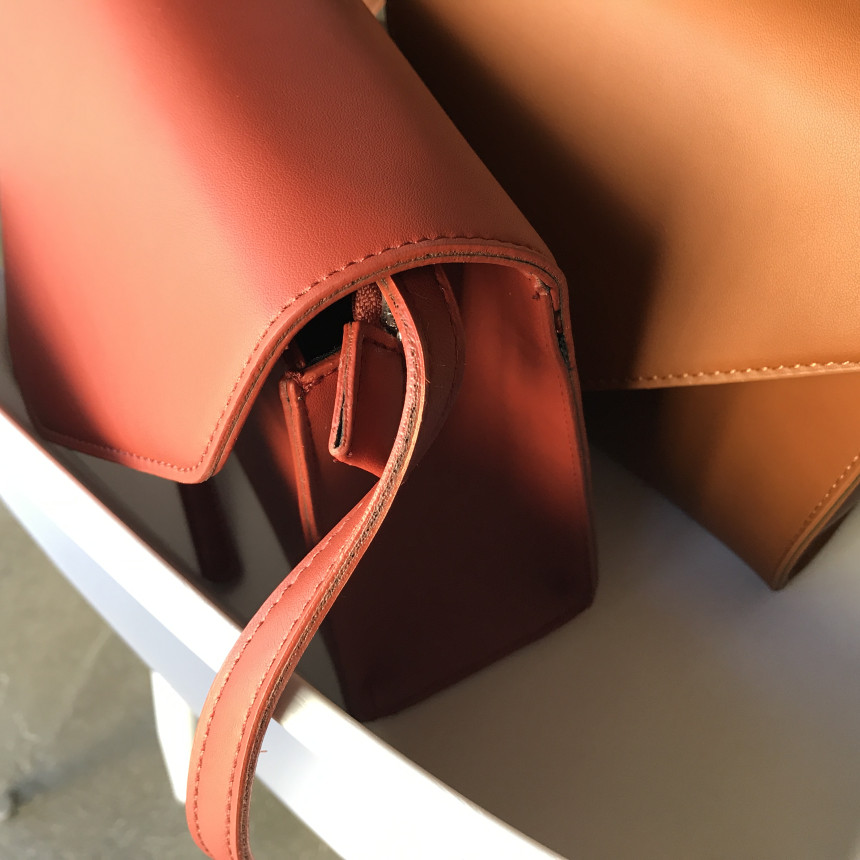 <b><p>Mini Square Shoulder Bag 3COL Daily Box Fashion</p></b><b><p>ミニ正方形スクエアショルダーバッグ3COLデイリーボックスバッグファッション女性四角クロスバック</p></b><br /><br /><p align='center'>