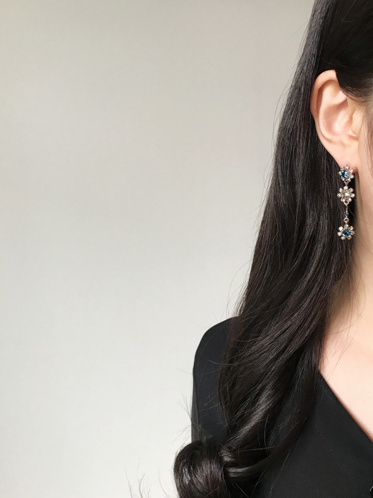 <b><p>925silver Loire Unknown Drop Earrings Bold</p></b><b><p>925silver ロワール オンバル ドロップイヤリング ボド 芸能人 アンティーク</p></b><br /><br /><p align='center'>