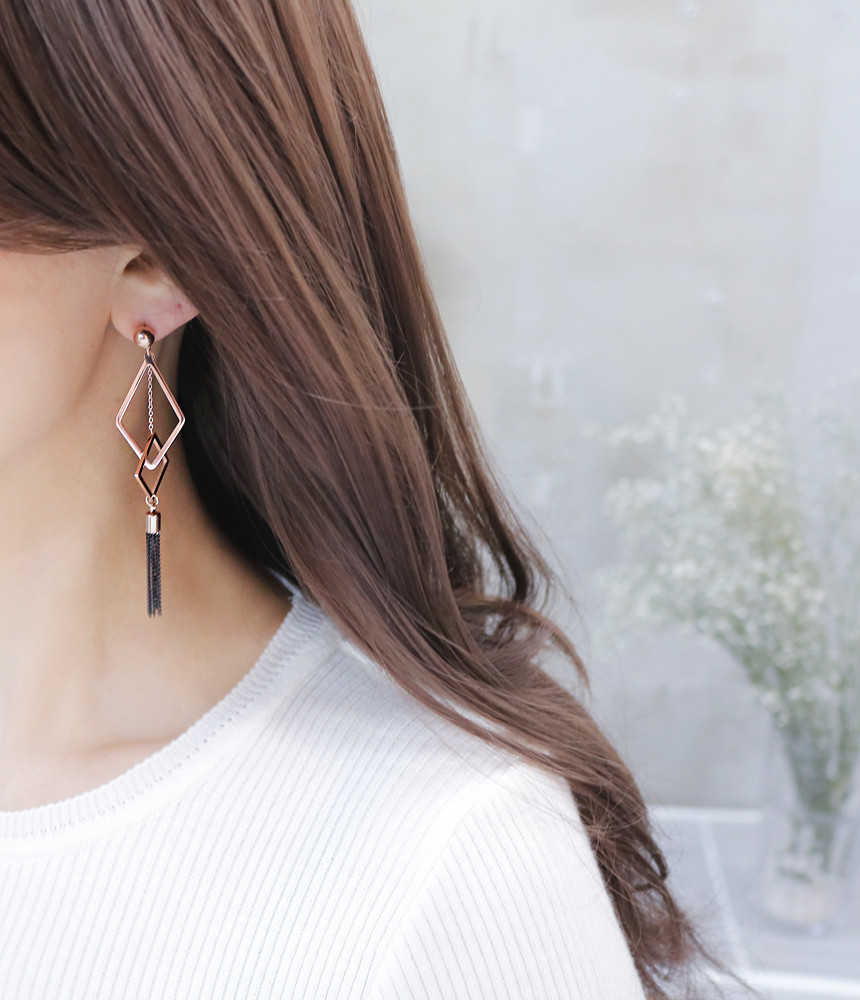 <b><p>Find Surge Steel ear titanium sless Modern</p></b><b><p>ファインド 書かれているカールスチール イヤリング チタン ステンレス モダンな</p></b><br /><br /><p align='center'>