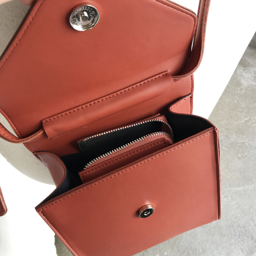 <b><p>Mini Square Shoulder Bag 3COL Daily Box Fashion</p></b><b><p>ミニ正方形スクエアショルダーバッグ3COLデイリーボックスバッグファッション女性四角クロスバック</p></b><br /><br /><p align='center'>