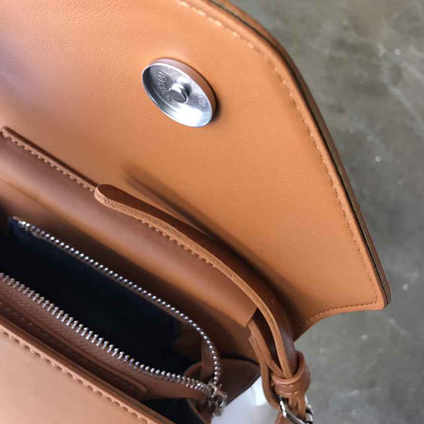 <b><p>Mini Square Shoulder Bag 3COL Daily Box Fashion</p></b><b><p>ミニ正方形スクエアショルダーバッグ3COLデイリーボックスバッグファッション女性四角クロスバック</p></b><br /><br /><p align='center'>