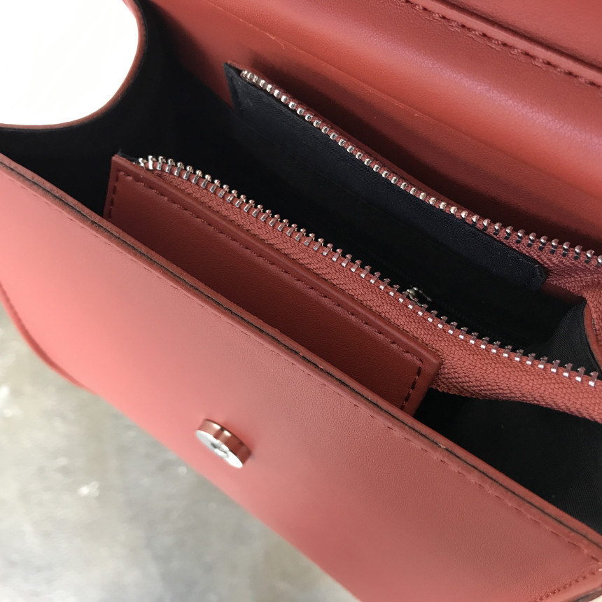 <b><p>Mini Square Shoulder Bag 3COL Daily Box Fashion</p></b><b><p>ミニ正方形スクエアショルダーバッグ3COLデイリーボックスバッグファッション女性四角クロスバック</p></b><br /><br /><p align='center'>