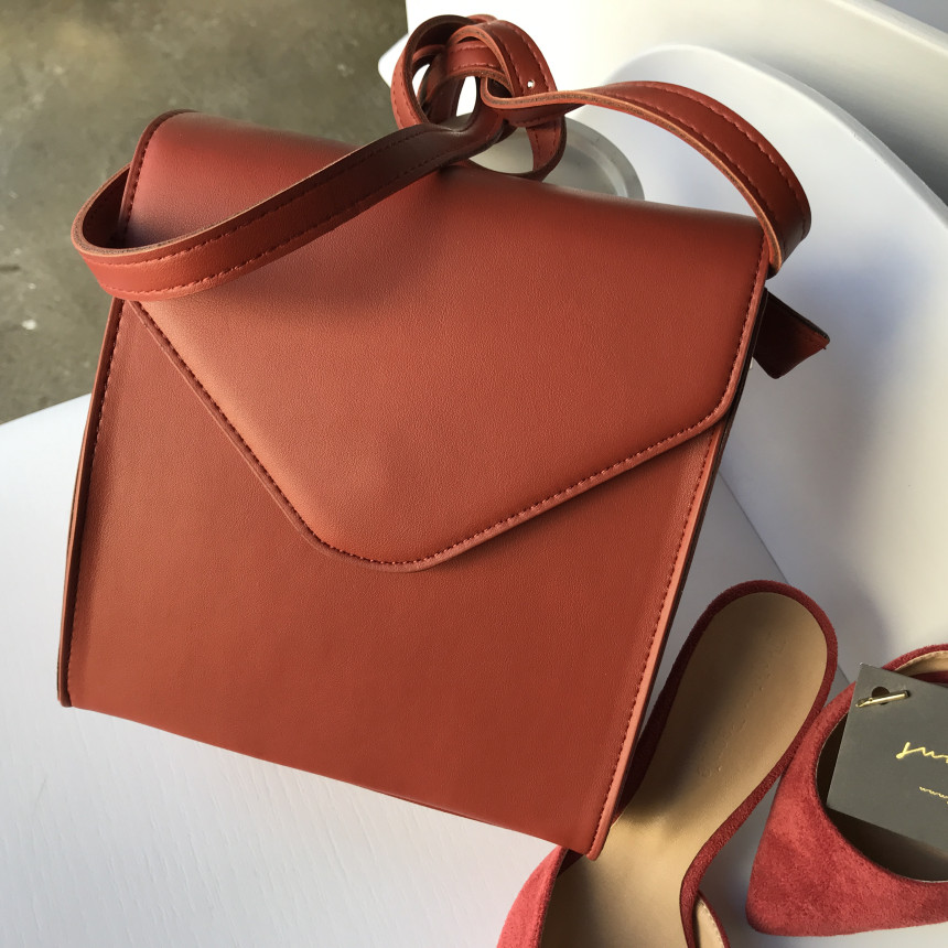 <b><p>Mini Square Shoulder Bag 3COL Daily Box Fashion</p></b><b><p>ミニ正方形スクエアショルダーバッグ3COLデイリーボックスバッグファッション女性四角クロスバック</p></b><br /><br /><p align='center'>