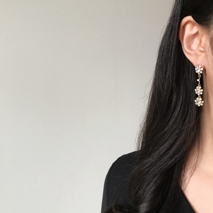 <b><p>925silver Loire Unknown Drop Earrings Bold</p></b><b><p>925silver ロワール オンバル ドロップイヤリング ボド 芸能人 アンティーク</p></b><br /><br /><p align='center'>