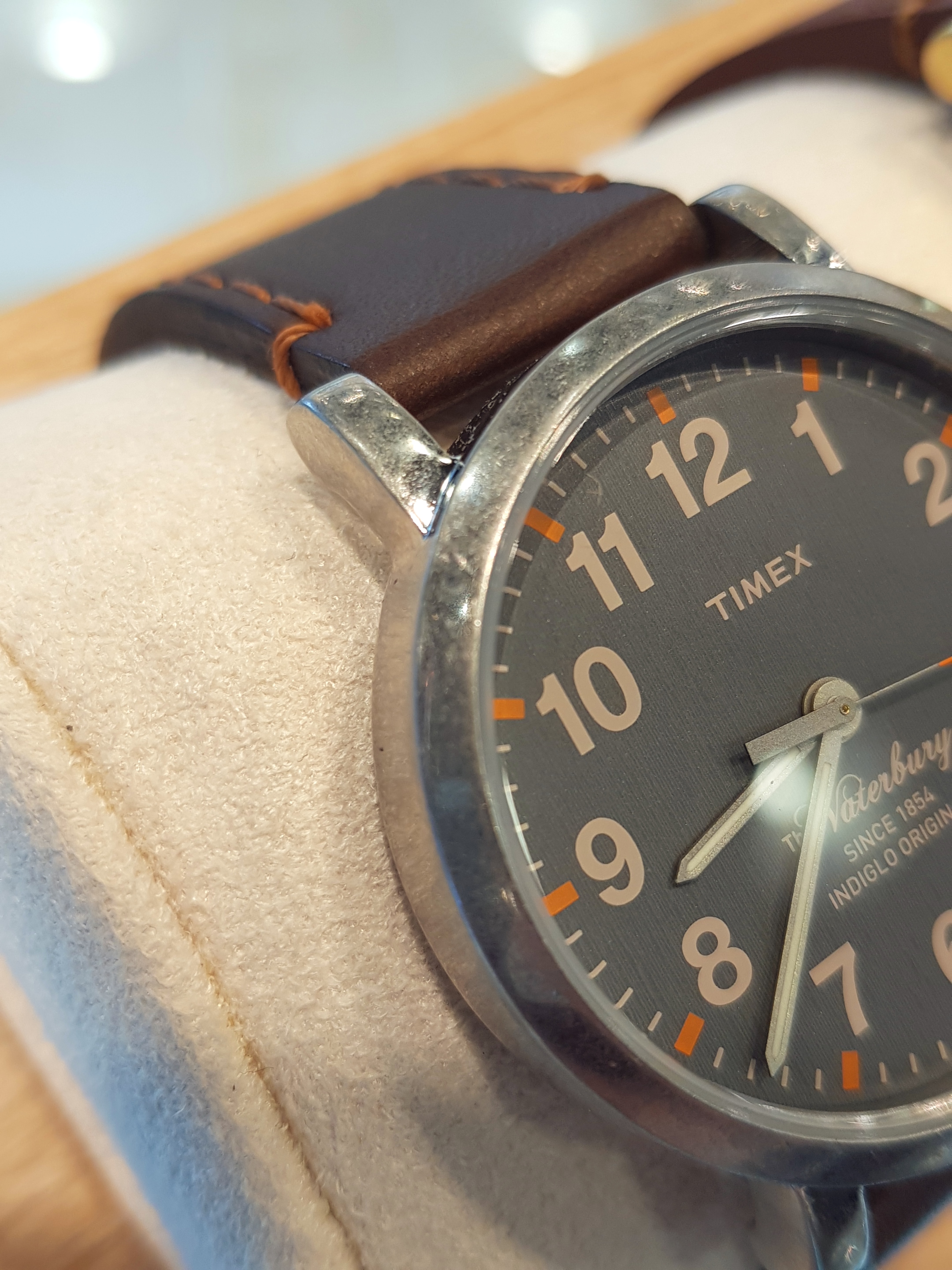 <b><p>Timex Gallery Auck STYLE TW2P58700 598 Psonity</p></b><b><p>タイメックス ギャラリーオクロ スル TW2P58700 598 個性満点 モダンなアクセサ</p></b><br /><br /><p align='center'>