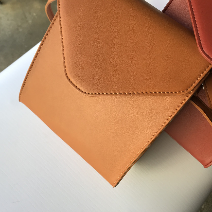 <b><p>Mini Square Shoulder Bag 3COL Daily Box Fashion</p></b><b><p>ミニ正方形スクエアショルダーバッグ3COLデイリーボックスバッグファッション女性四角クロスバック</p></b><br /><br /><p align='center'>